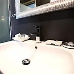 罗马主豪华套房酒店 4*